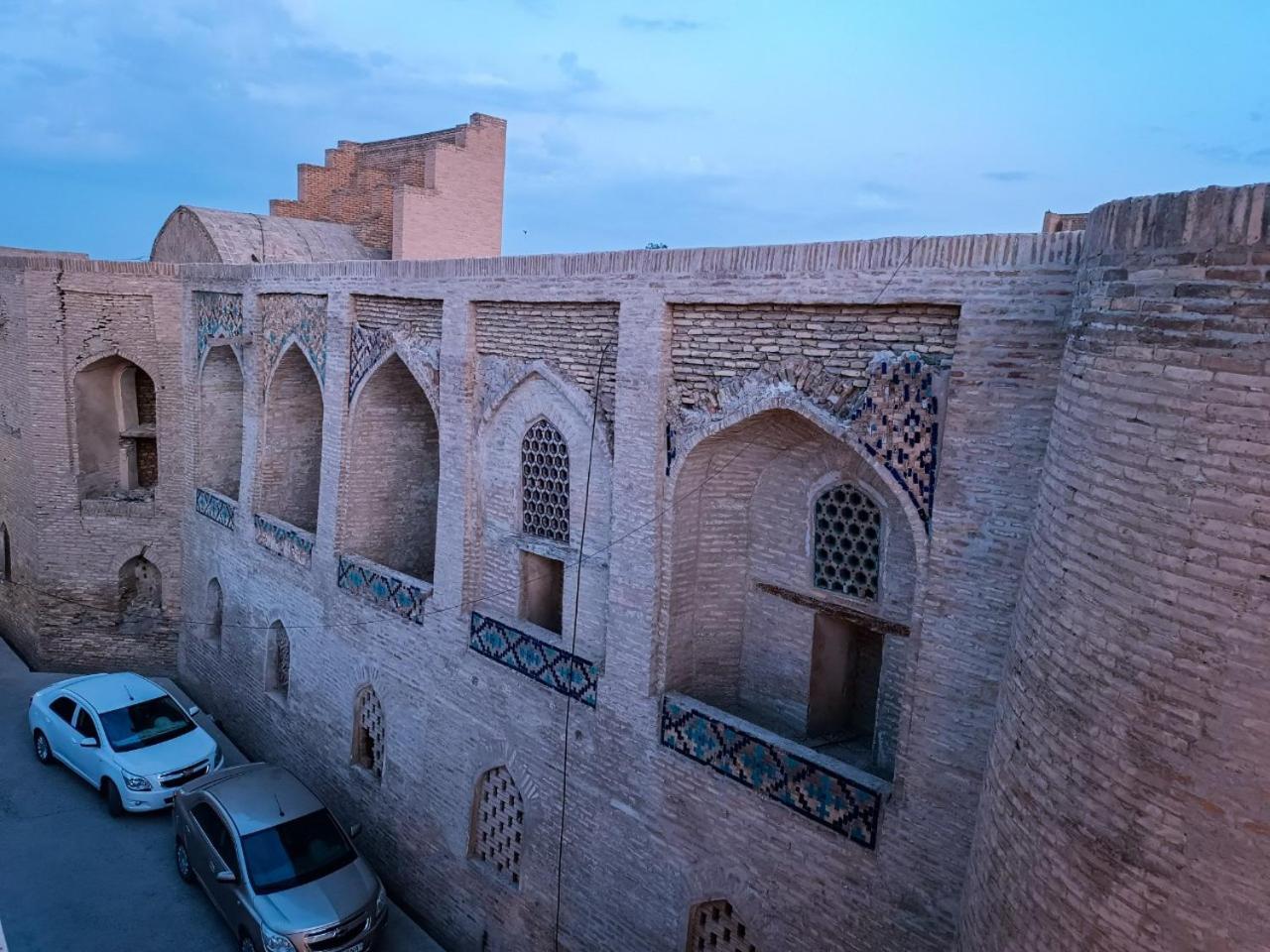 Meros Hotel بخارى المظهر الخارجي الصورة
